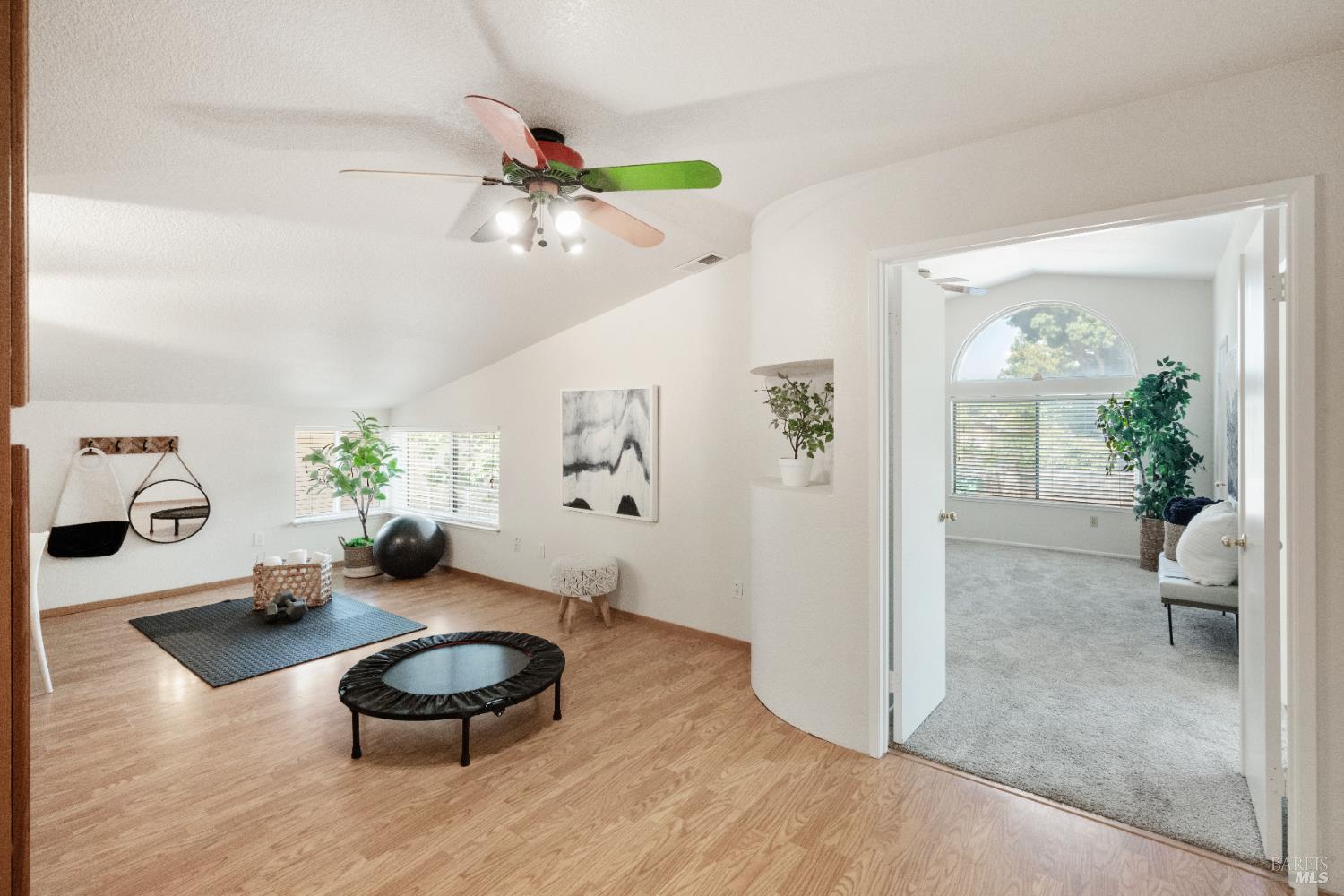 Colby Court, Vacaville, California image 27