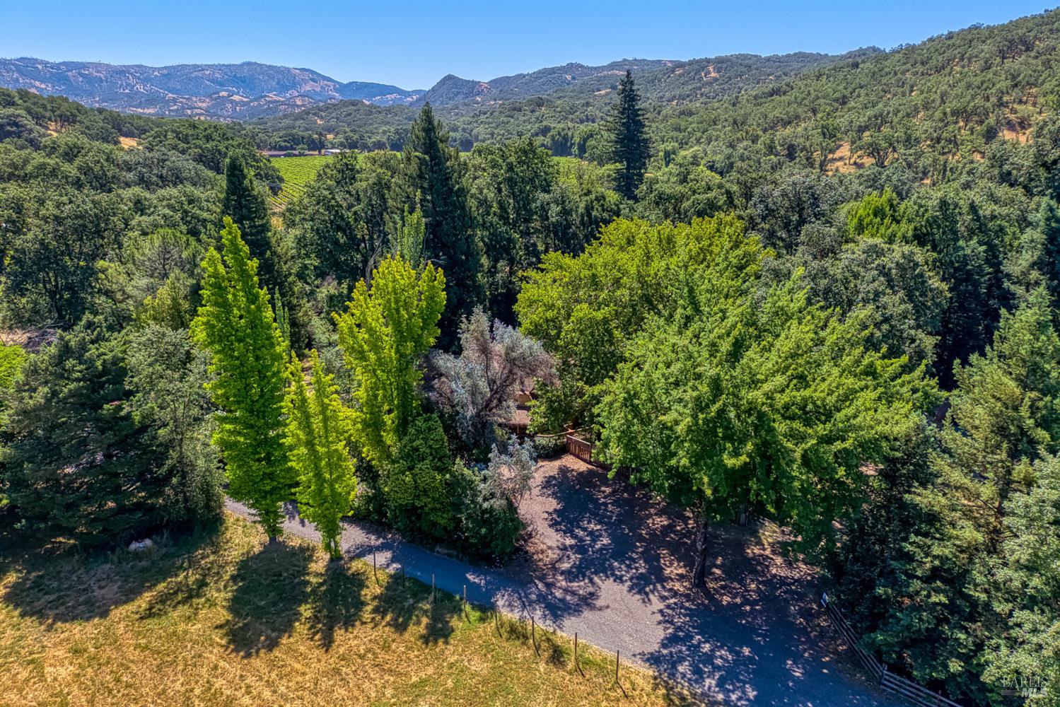 Detail Gallery Image 70 of 75 For 8201 W Side Potter Valley Rd, Potter Valley,  CA 95469 - 4 Beds | 3 Baths