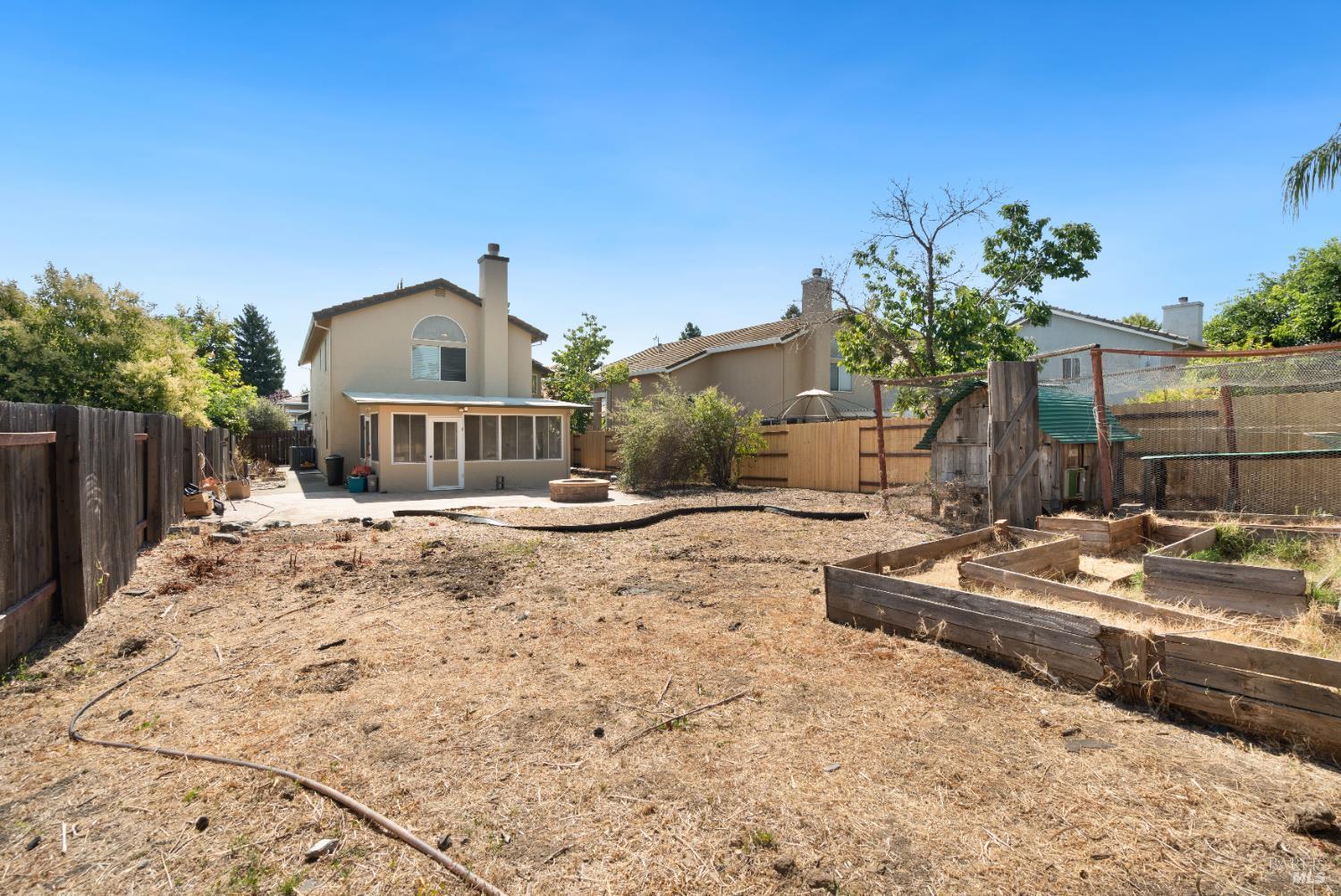 Colby Court, Vacaville, California image 32