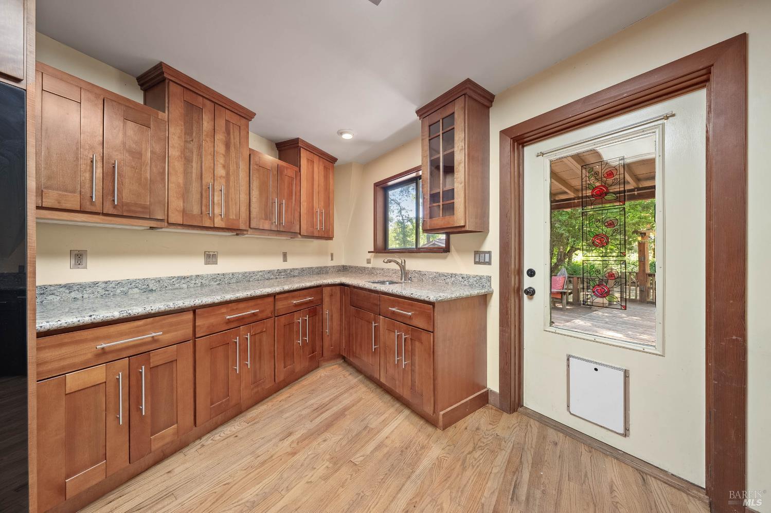 Detail Gallery Image 11 of 75 For 8201 W Side Potter Valley Rd, Potter Valley,  CA 95469 - 4 Beds | 3 Baths