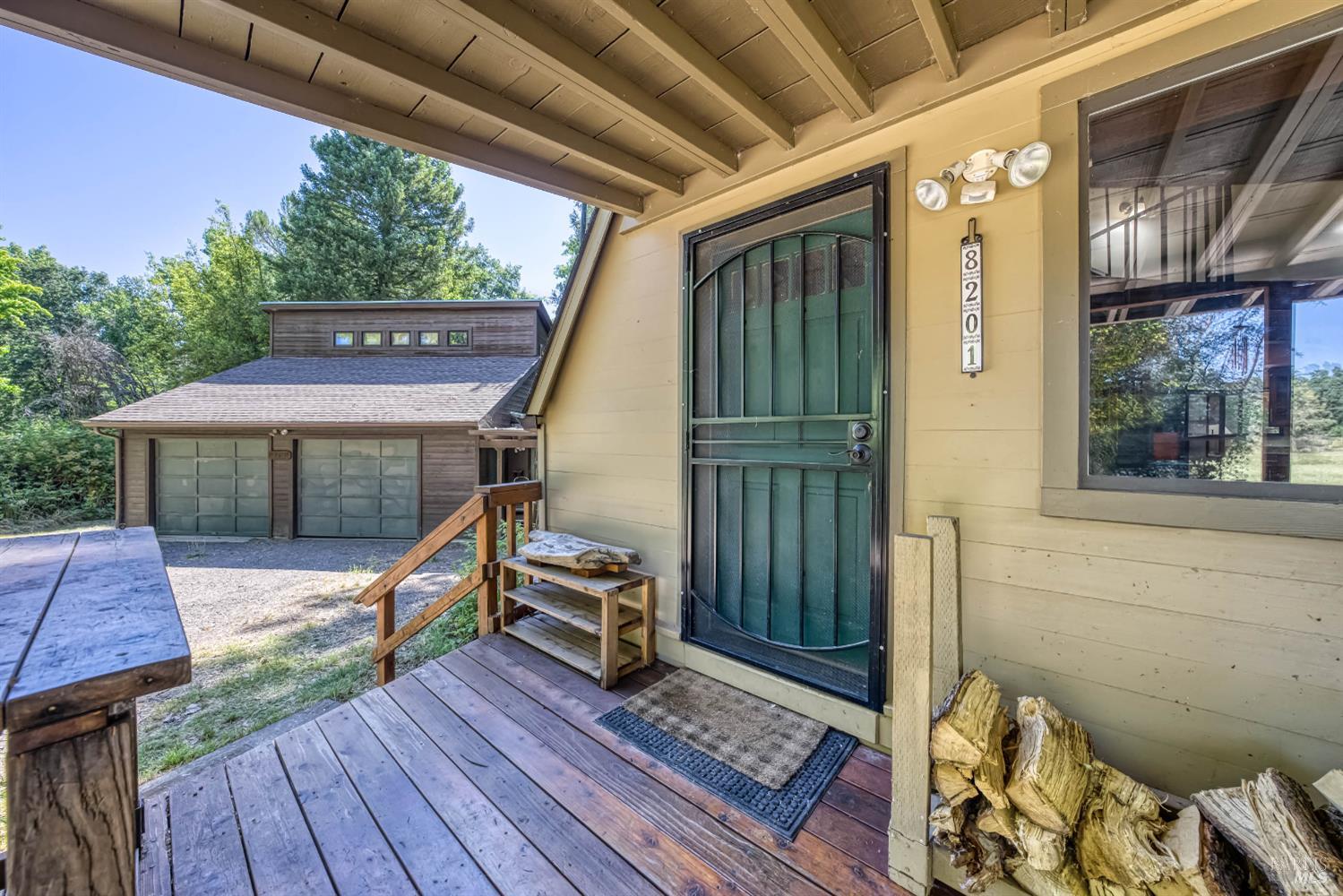Detail Gallery Image 2 of 75 For 8201 W Side Potter Valley Rd, Potter Valley,  CA 95469 - 4 Beds | 3 Baths