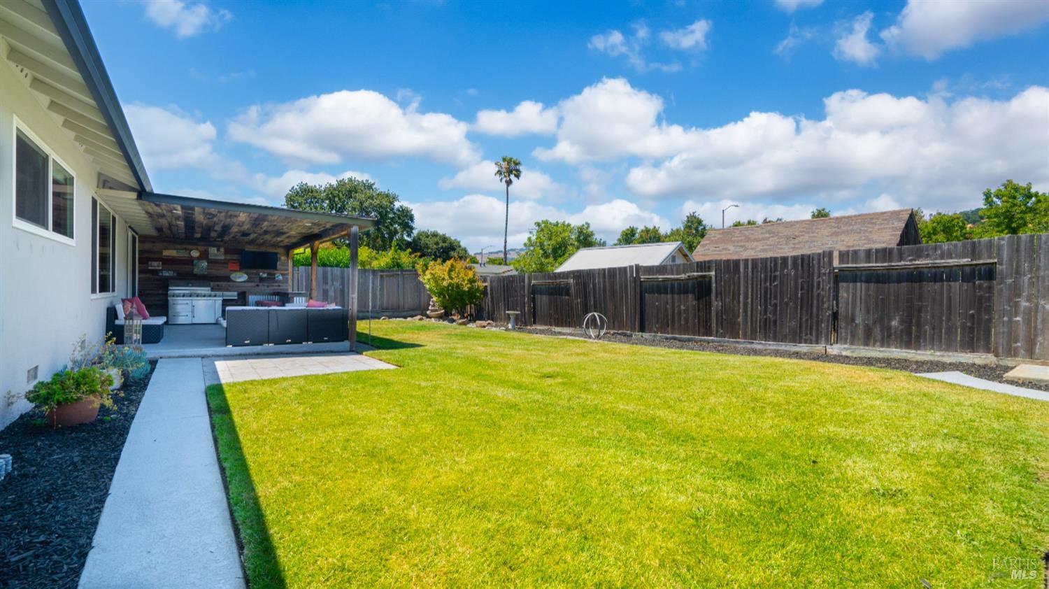 Detail Gallery Image 20 of 21 For 145 Westwood Dr, Novato,  CA 94945 - 4 Beds | 2 Baths