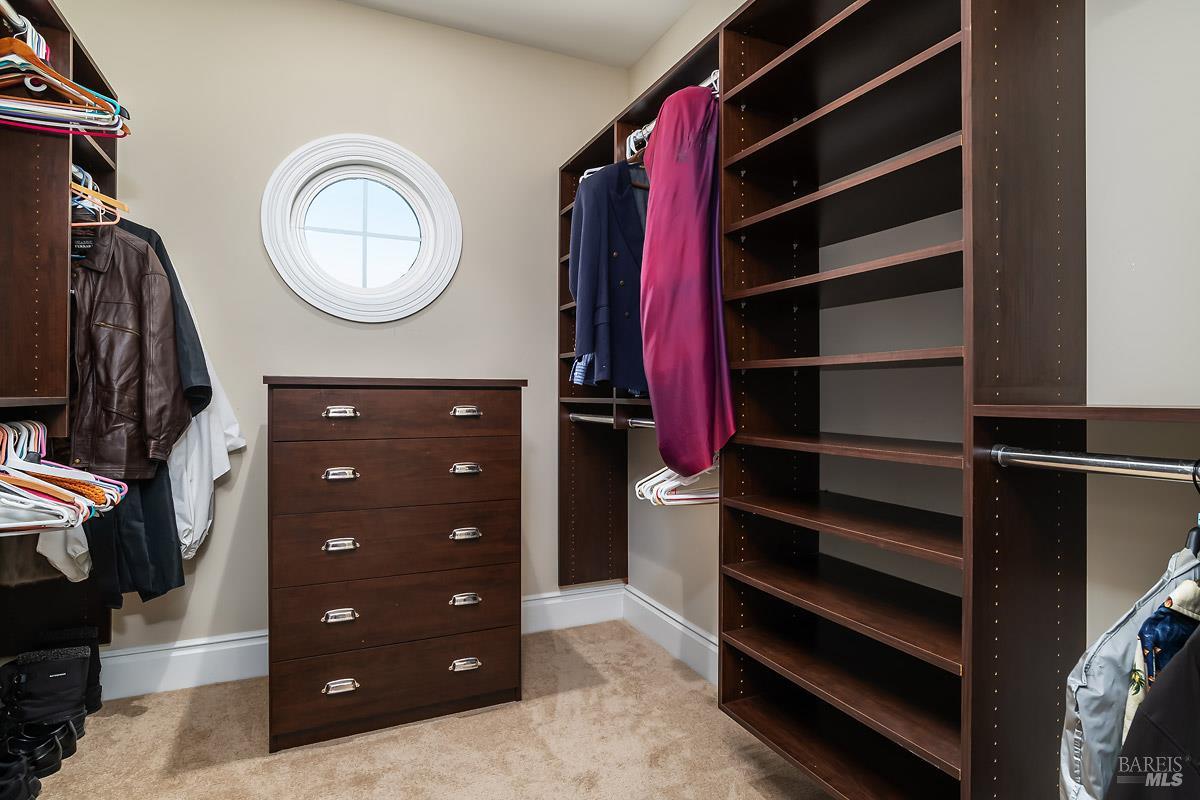 Detail Gallery Image 21 of 44 For 56 Mooring Rd, San Rafael,  CA 94901 - 4 Beds | 3/1 Baths