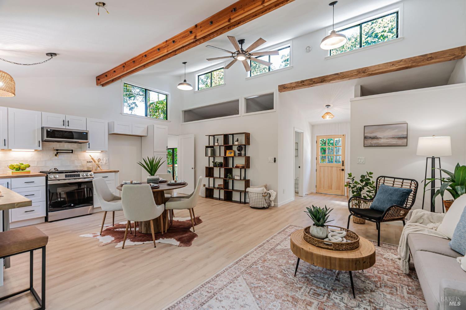 Detail Gallery Image 10 of 38 For 240 Vila Rd, Forestville,  CA 95436 - 2 Beds | 2 Baths