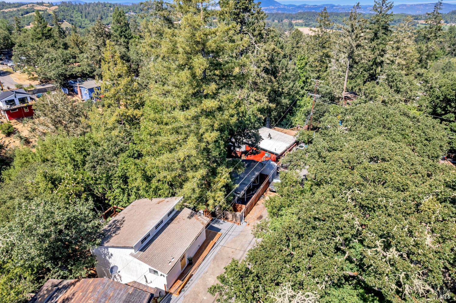Detail Gallery Image 31 of 38 For 240 Vila Rd, Forestville,  CA 95436 - 2 Beds | 2 Baths
