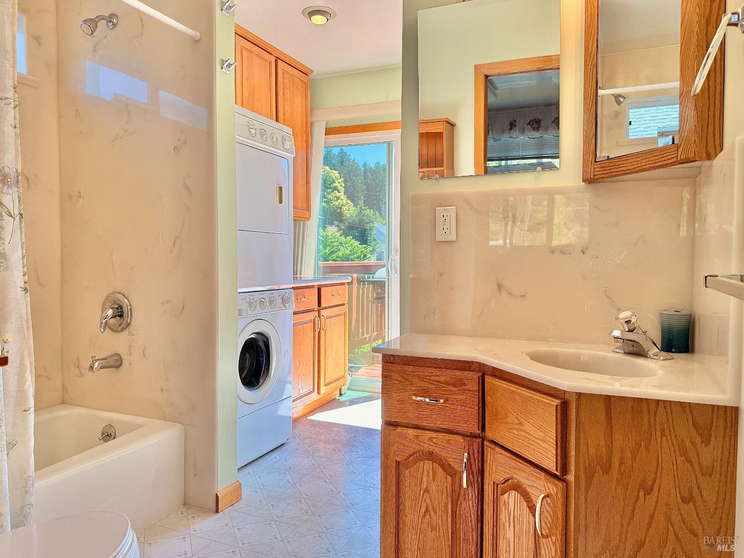 Detail Gallery Image 18 of 28 For 16356 3rd St, Guerneville,  CA 95446 - 1 Beds | 1 Baths