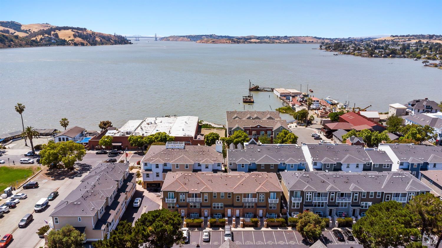 Detail Gallery Image 43 of 48 For 239 Marina Village Way, Benicia,  CA 94510 - 4 Beds | 2/1 Baths