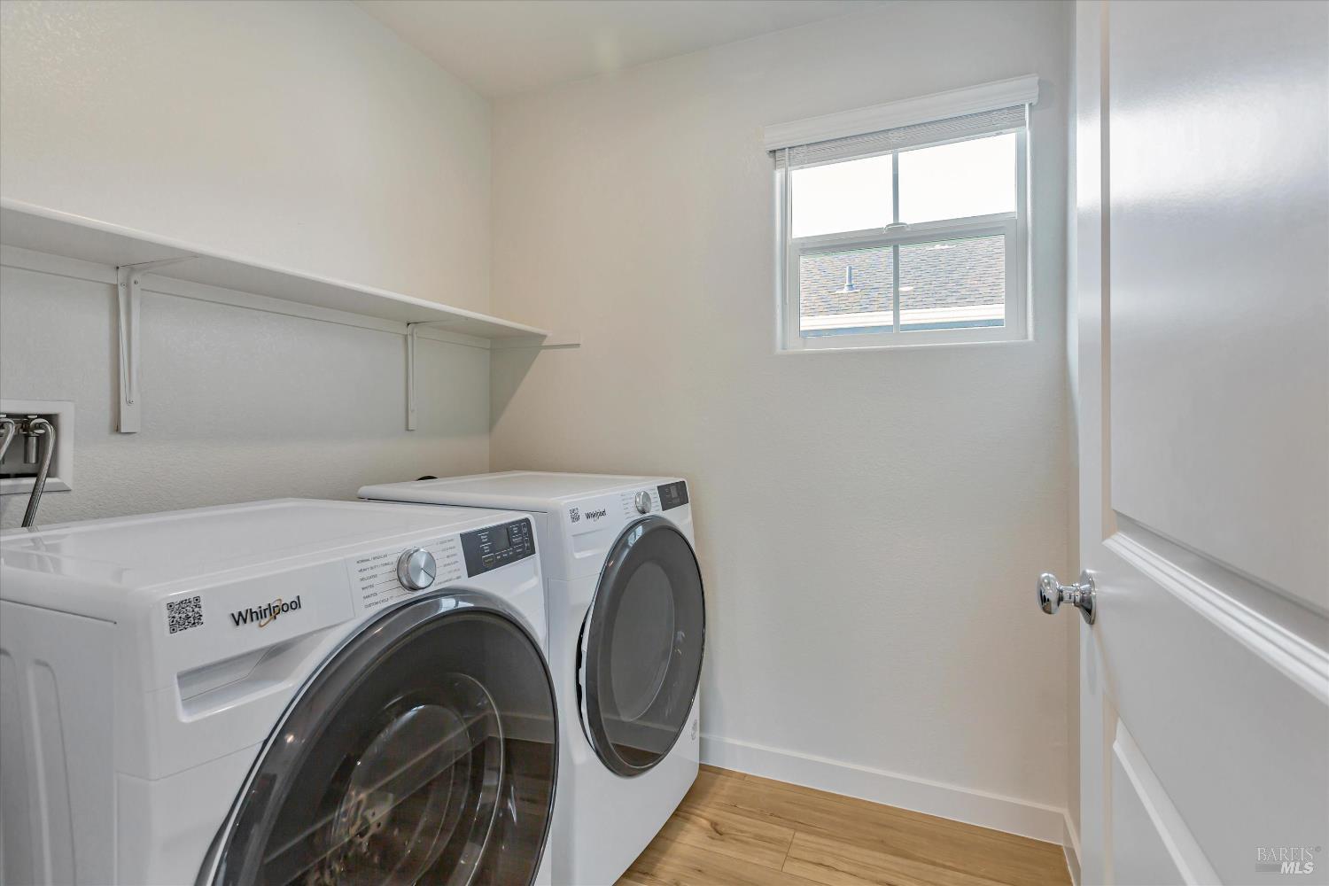 Detail Gallery Image 5 of 12 For 217 Octopus St, Suisun City,  CA 94585 - 3 Beds | 2/1 Baths