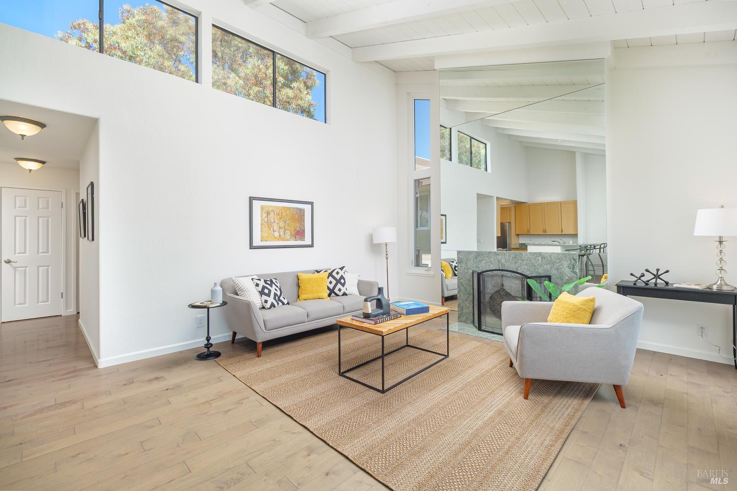 Detail Gallery Image 7 of 27 For 495 S Eliseo Dr #7,  Greenbrae,  CA 94904 - 2 Beds | 2 Baths