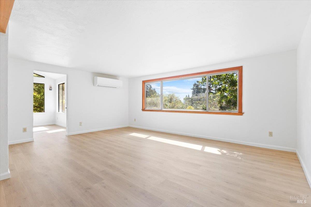 Detail Gallery Image 10 of 39 For 665 Spanish Canyon Dr, Ukiah,  CA 95482 - 3 Beds | 2 Baths