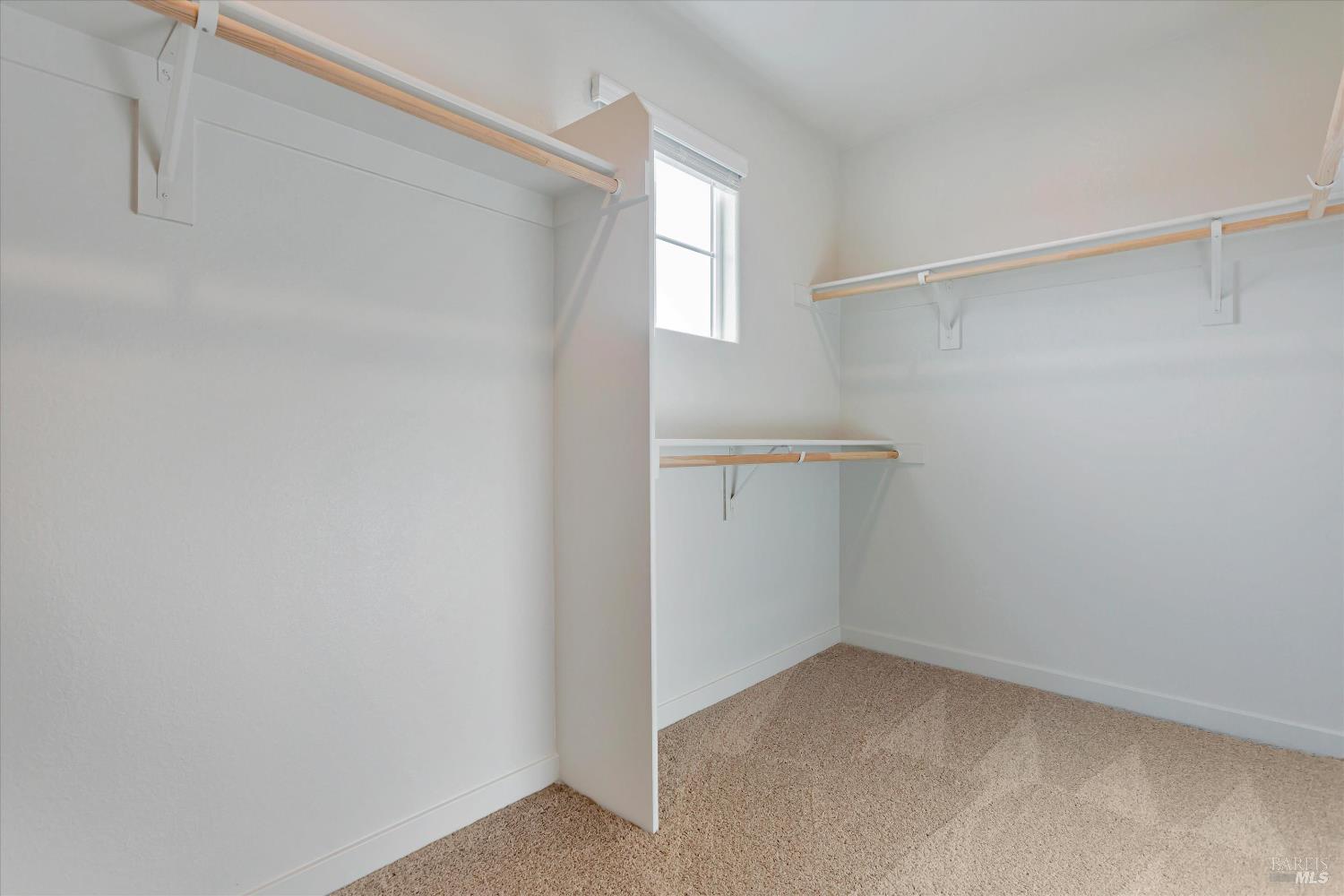 Detail Gallery Image 9 of 12 For 217 Octopus St, Suisun City,  CA 94585 - 3 Beds | 2/1 Baths