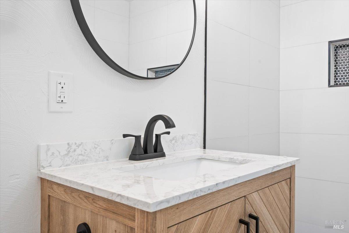 Detail Gallery Image 30 of 39 For 665 Spanish Canyon Dr, Ukiah,  CA 95482 - 3 Beds | 2 Baths