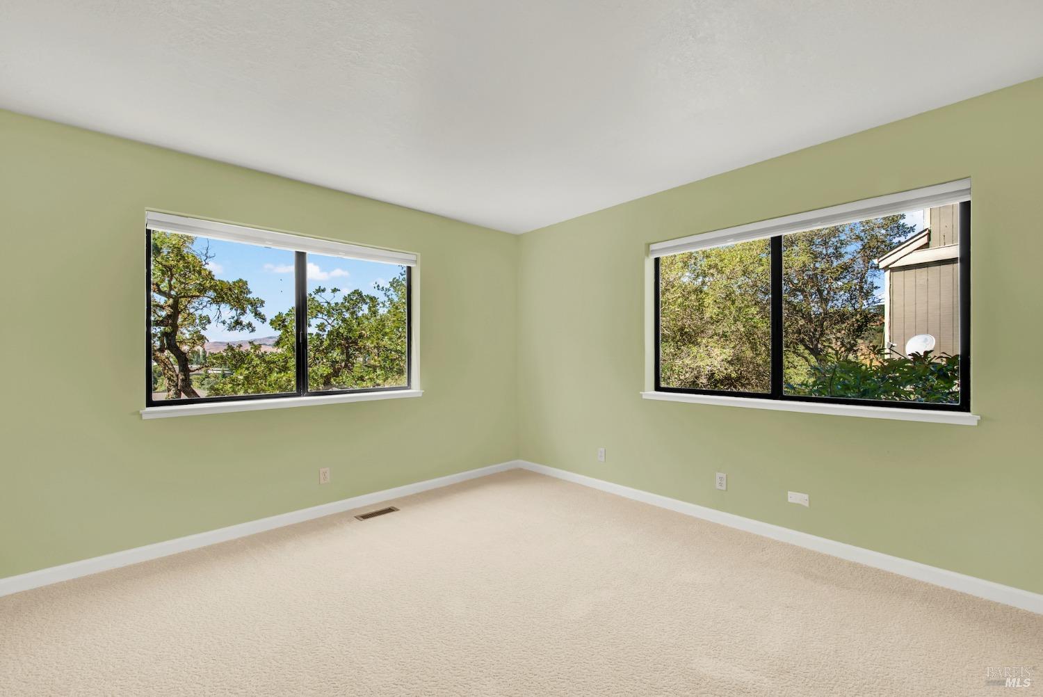 Detail Gallery Image 49 of 76 For 25 Knoll Dr, Fairfield,  CA 94534 - 3 Beds | 2/1 Baths