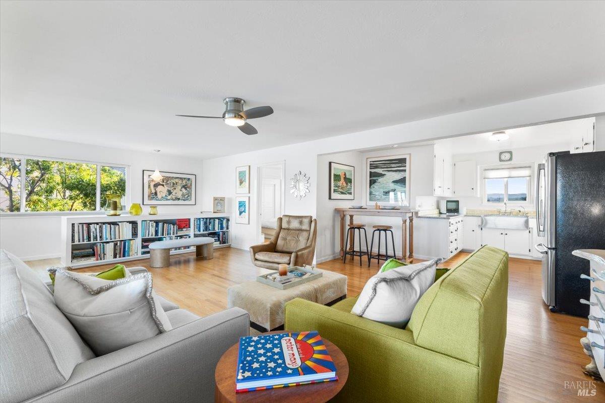 Detail Gallery Image 5 of 58 For 1636 Milton Rd, Napa,  CA 94559 - 3 Beds | 2 Baths