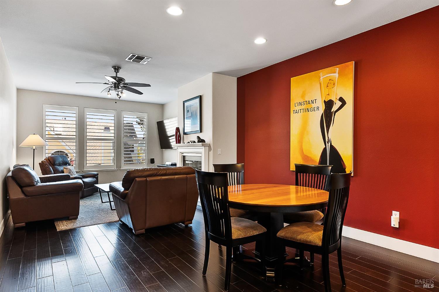 Detail Gallery Image 13 of 48 For 239 Marina Village Way, Benicia,  CA 94510 - 4 Beds | 2/1 Baths