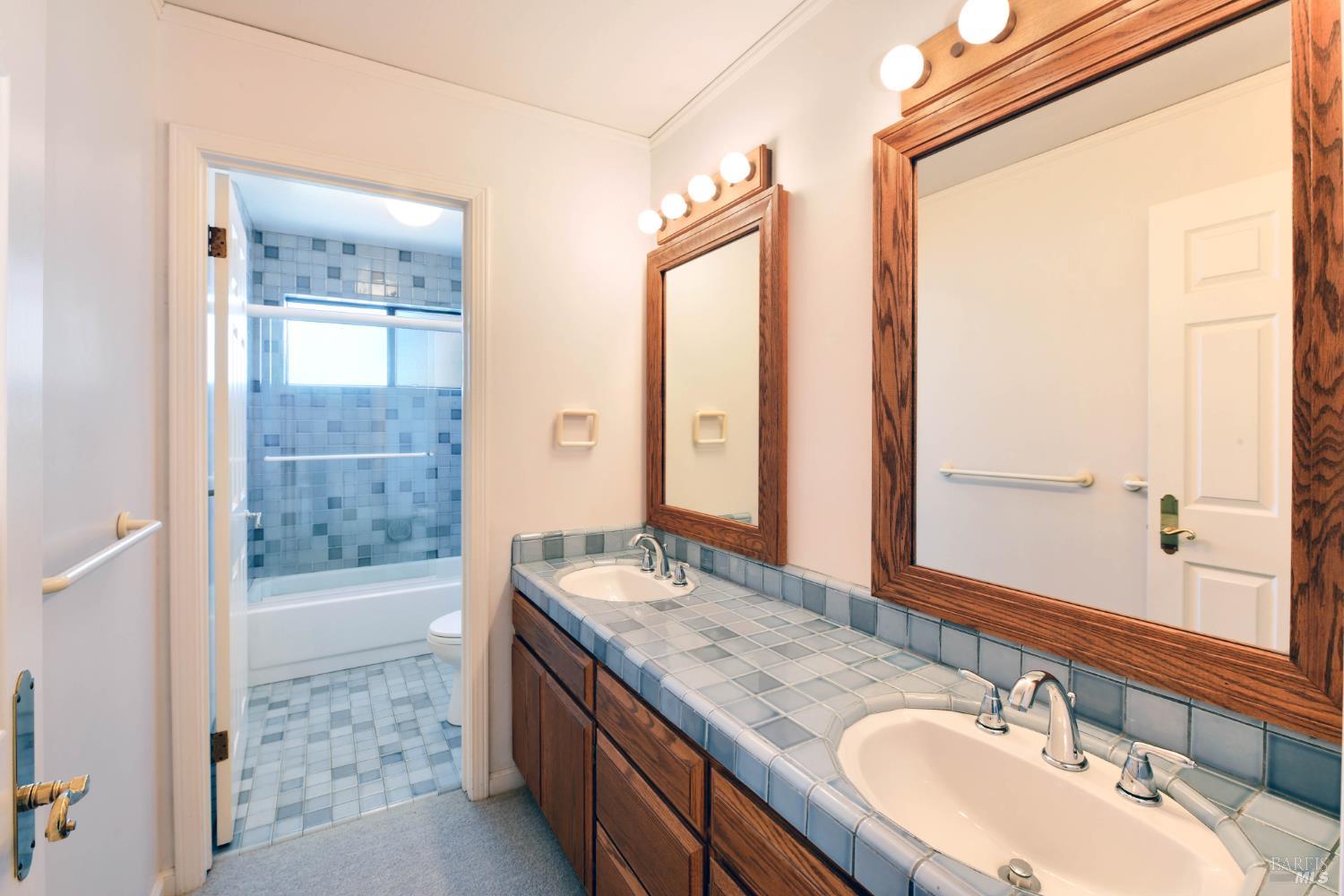 Detail Gallery Image 18 of 57 For 12 Greenfield Ct, Mill Valley,  CA 94941 - 4 Beds | 3/1 Baths