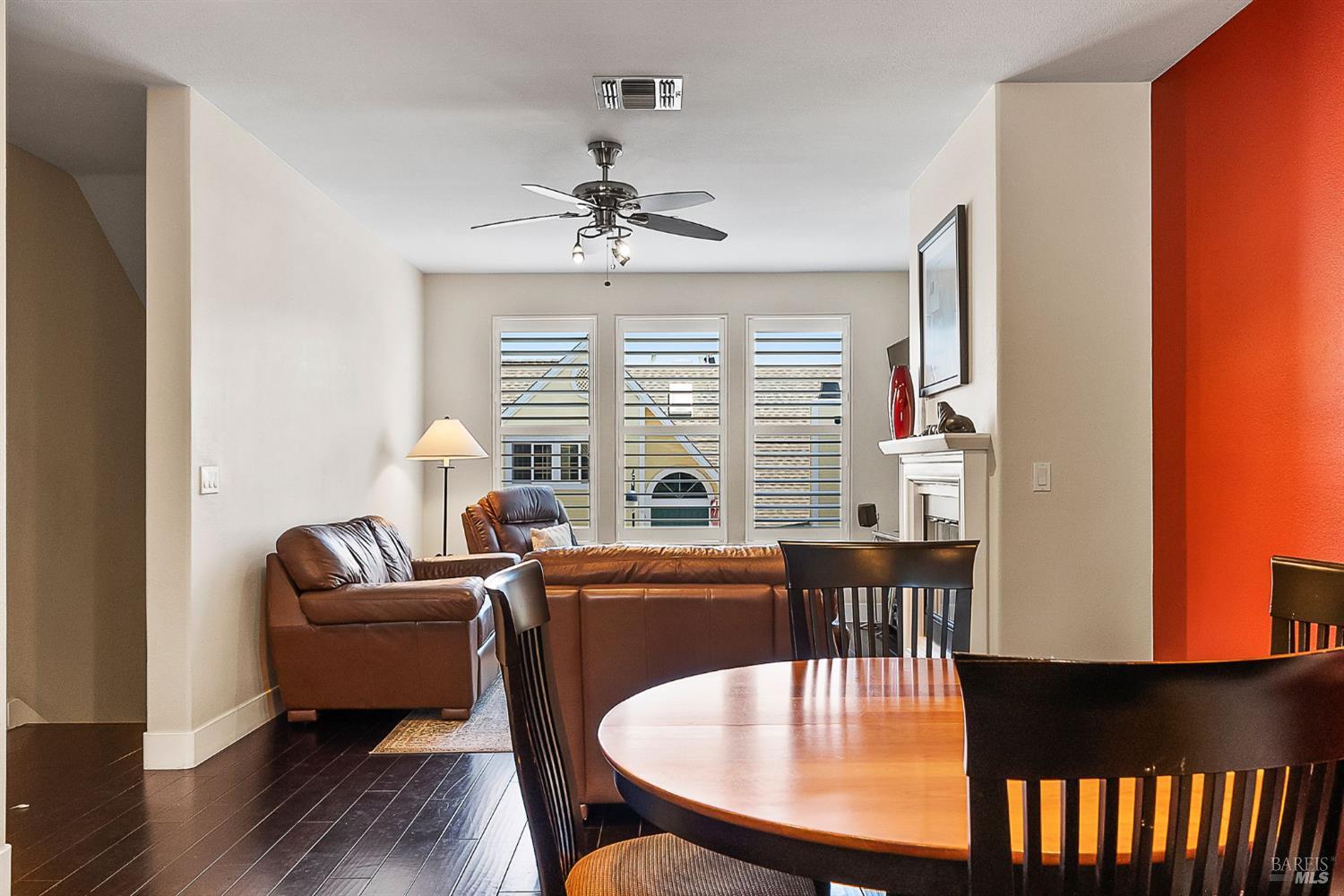 Detail Gallery Image 11 of 48 For 239 Marina Village Way, Benicia,  CA 94510 - 4 Beds | 2/1 Baths