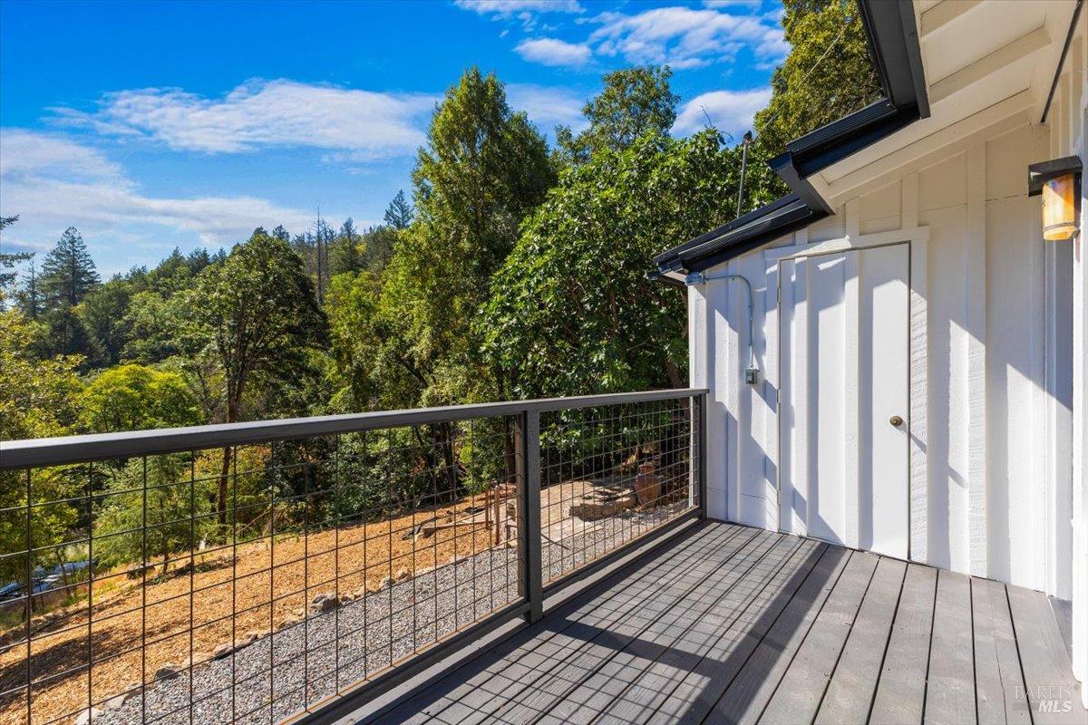 Detail Gallery Image 19 of 39 For 665 Spanish Canyon Dr, Ukiah,  CA 95482 - 3 Beds | 2 Baths
