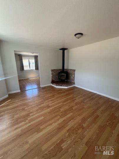 Detail Gallery Image 3 of 18 For 1020 Stony Glen Ln, Cotati,  CA 94931 - 3 Beds | 2/1 Baths