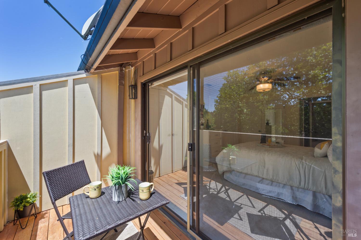 Detail Gallery Image 24 of 38 For 10 Josefa Ct, Novato,  CA 94949 - 3 Beds | 2 Baths