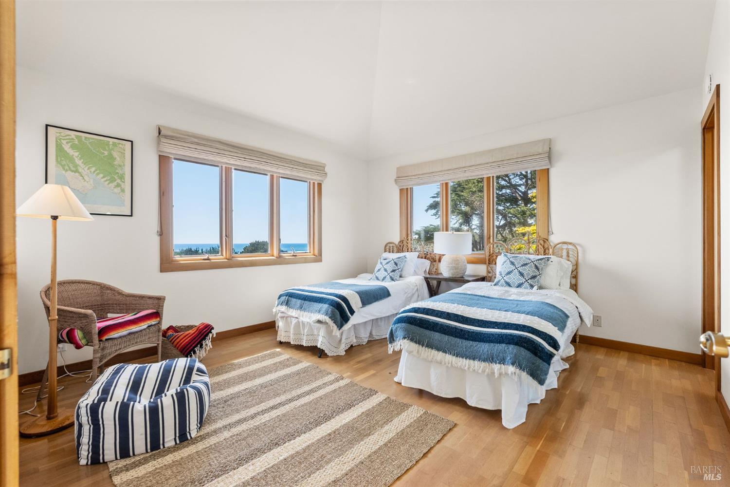 Detail Gallery Image 36 of 73 For 165 Rosewood Rd, Bolinas,  CA 94924 - 2 Beds | 2/1 Baths