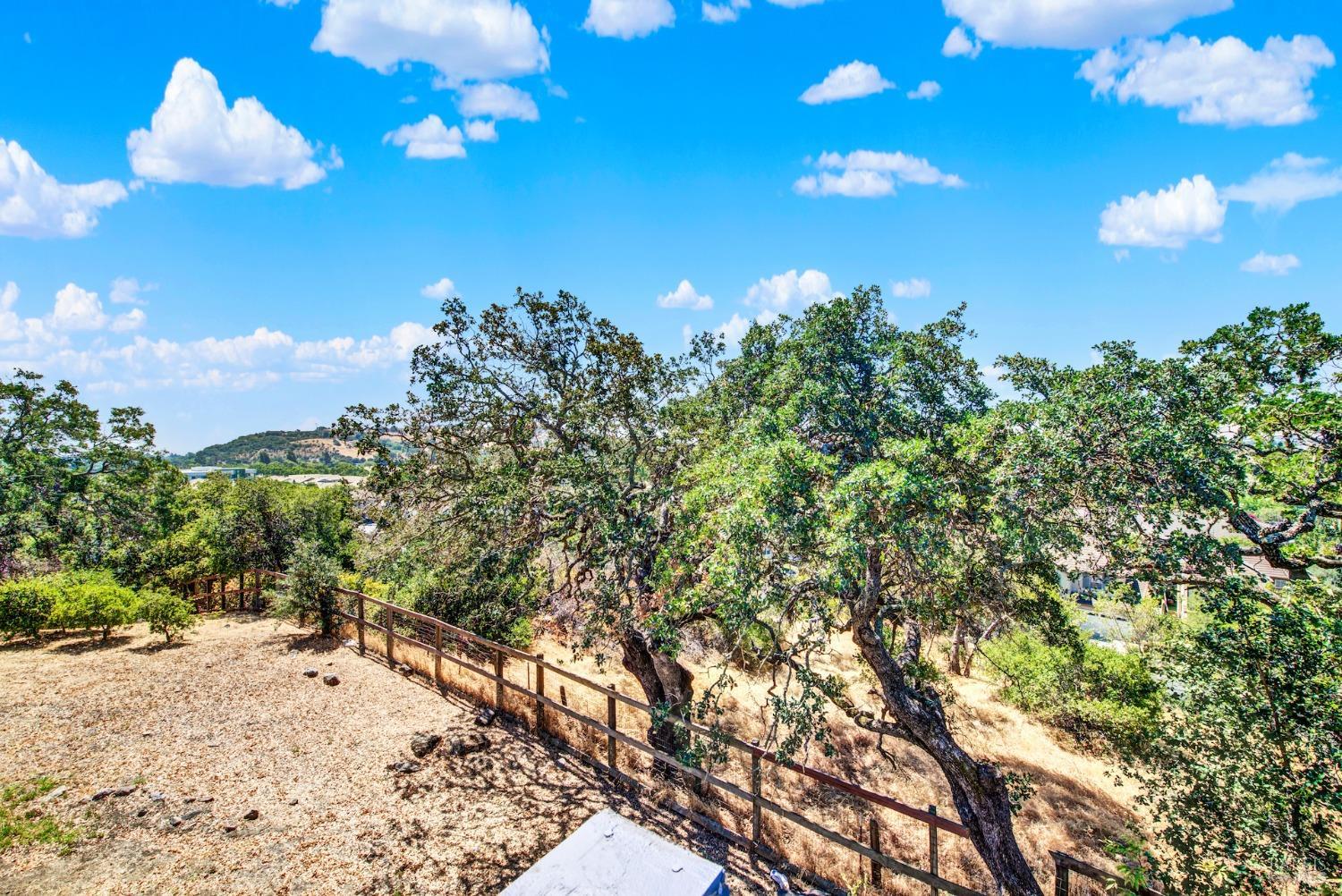 Detail Gallery Image 60 of 76 For 25 Knoll Dr, Fairfield,  CA 94534 - 3 Beds | 2/1 Baths
