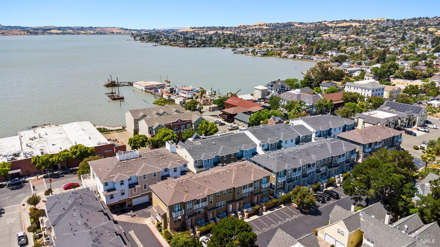 Detail Gallery Image 42 of 48 For 239 Marina Village Way, Benicia,  CA 94510 - 4 Beds | 2/1 Baths