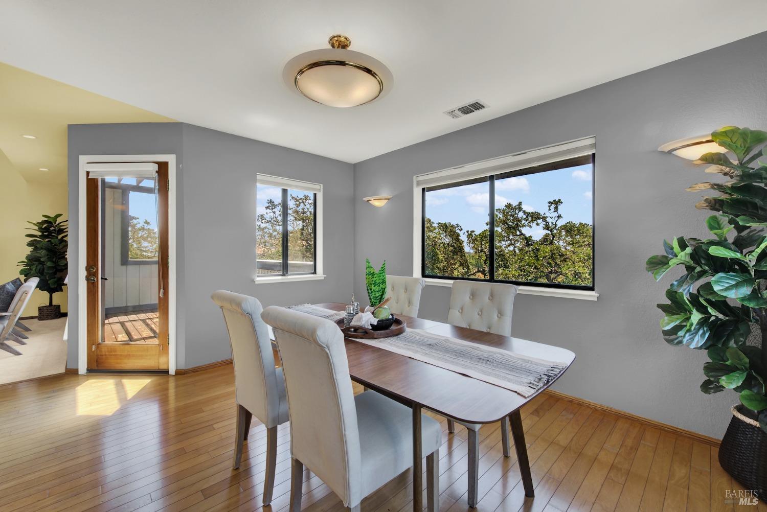 Detail Gallery Image 23 of 76 For 25 Knoll Dr, Fairfield,  CA 94534 - 3 Beds | 2/1 Baths