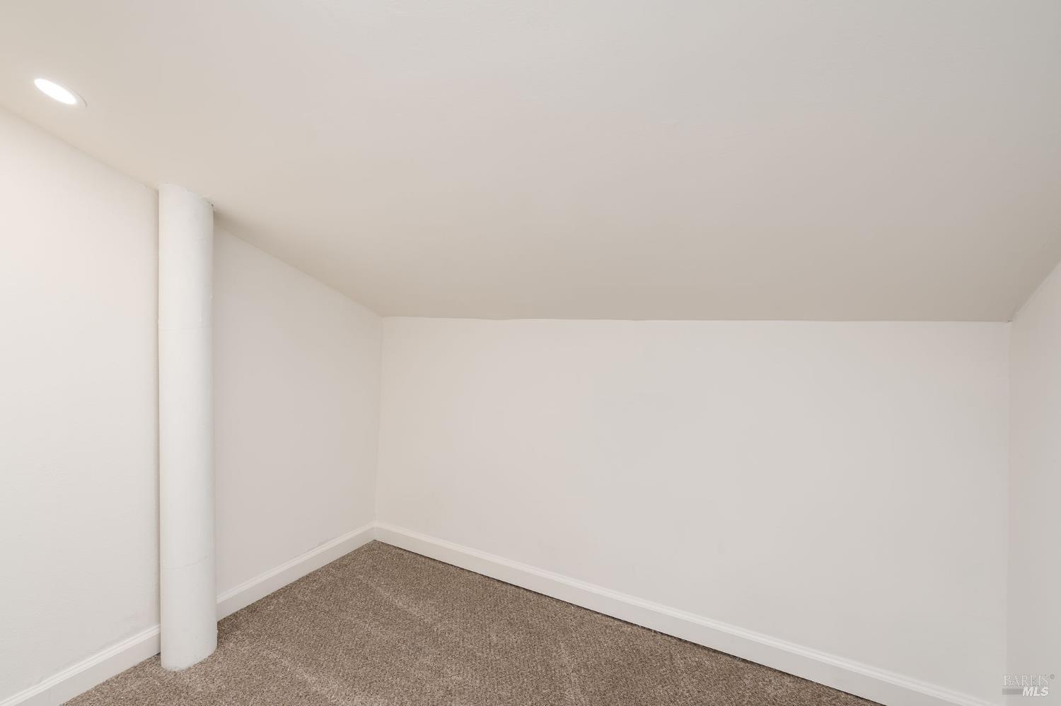 Baylor Drive, Vallejo, California image 26