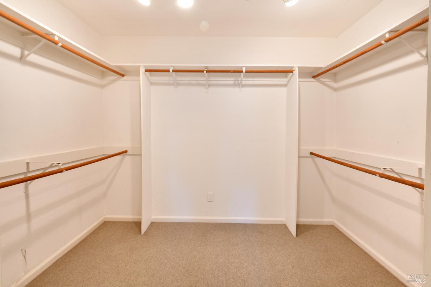 Detail Gallery Image 33 of 57 For 12 Greenfield Ct, Mill Valley,  CA 94941 - 4 Beds | 3/1 Baths