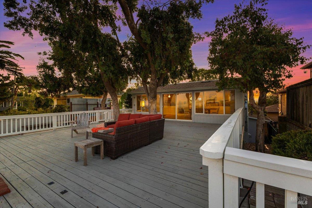 Detail Gallery Image 41 of 58 For 1636 Milton Rd, Napa,  CA 94559 - 3 Beds | 2 Baths