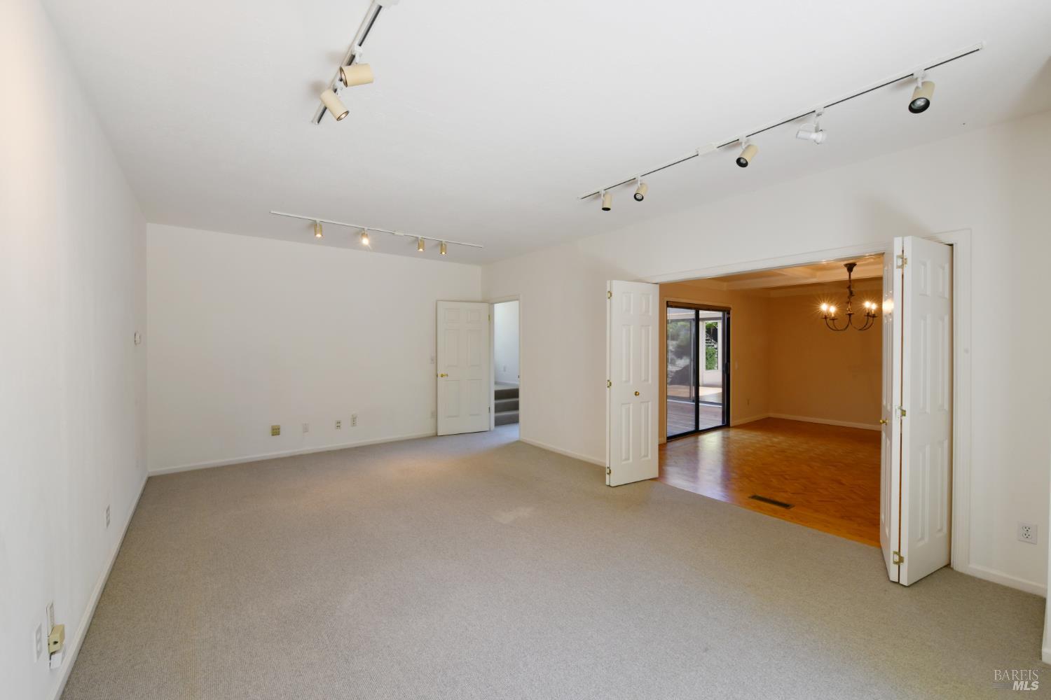 Detail Gallery Image 22 of 57 For 12 Greenfield Ct, Mill Valley,  CA 94941 - 4 Beds | 3/1 Baths