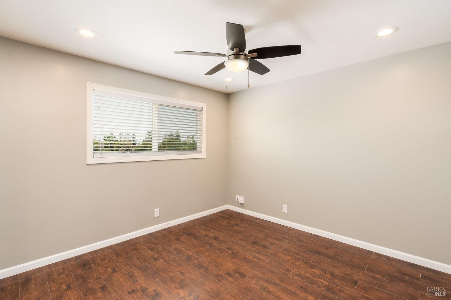Baylor Drive, Vallejo, California image 23
