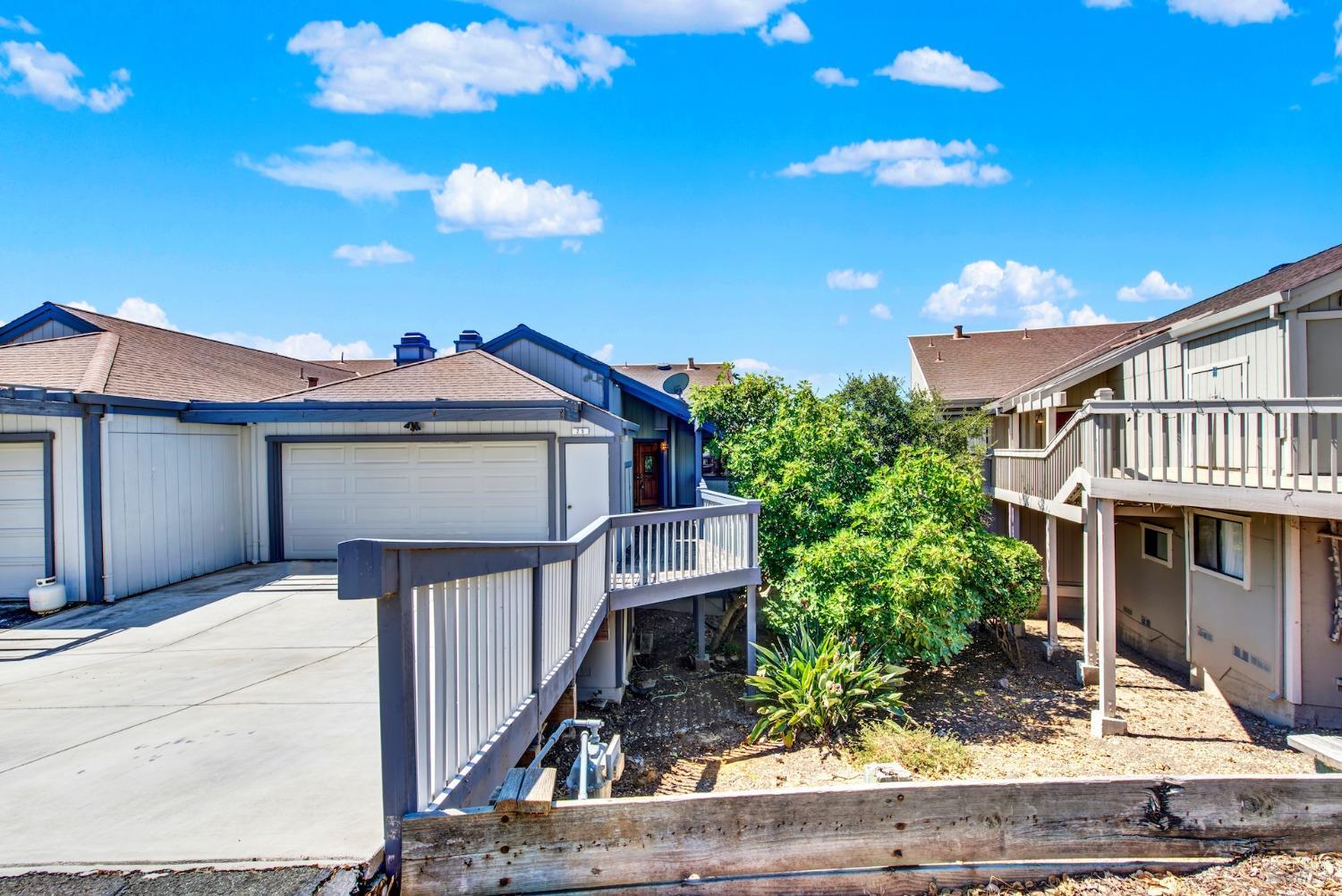 Detail Gallery Image 7 of 76 For 25 Knoll Dr, Fairfield,  CA 94534 - 3 Beds | 2/1 Baths