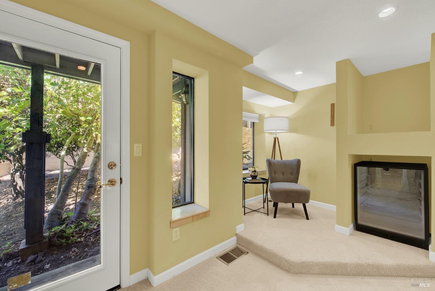 Detail Gallery Image 44 of 76 For 25 Knoll Dr, Fairfield,  CA 94534 - 3 Beds | 2/1 Baths