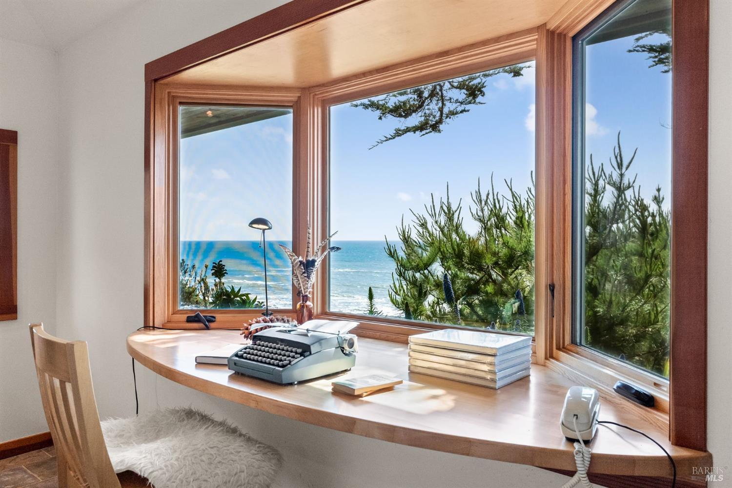 Detail Gallery Image 46 of 73 For 165 Rosewood Rd, Bolinas,  CA 94924 - 2 Beds | 2/1 Baths