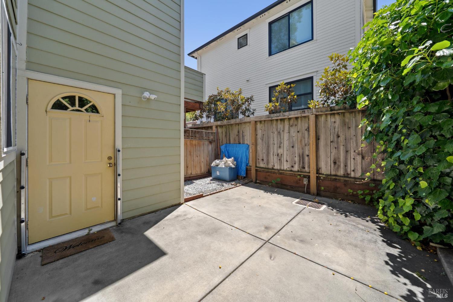 Detail Gallery Image 16 of 18 For 711 San Anselmo Ave, San Anselmo,  CA 94960 - – Beds | – Baths