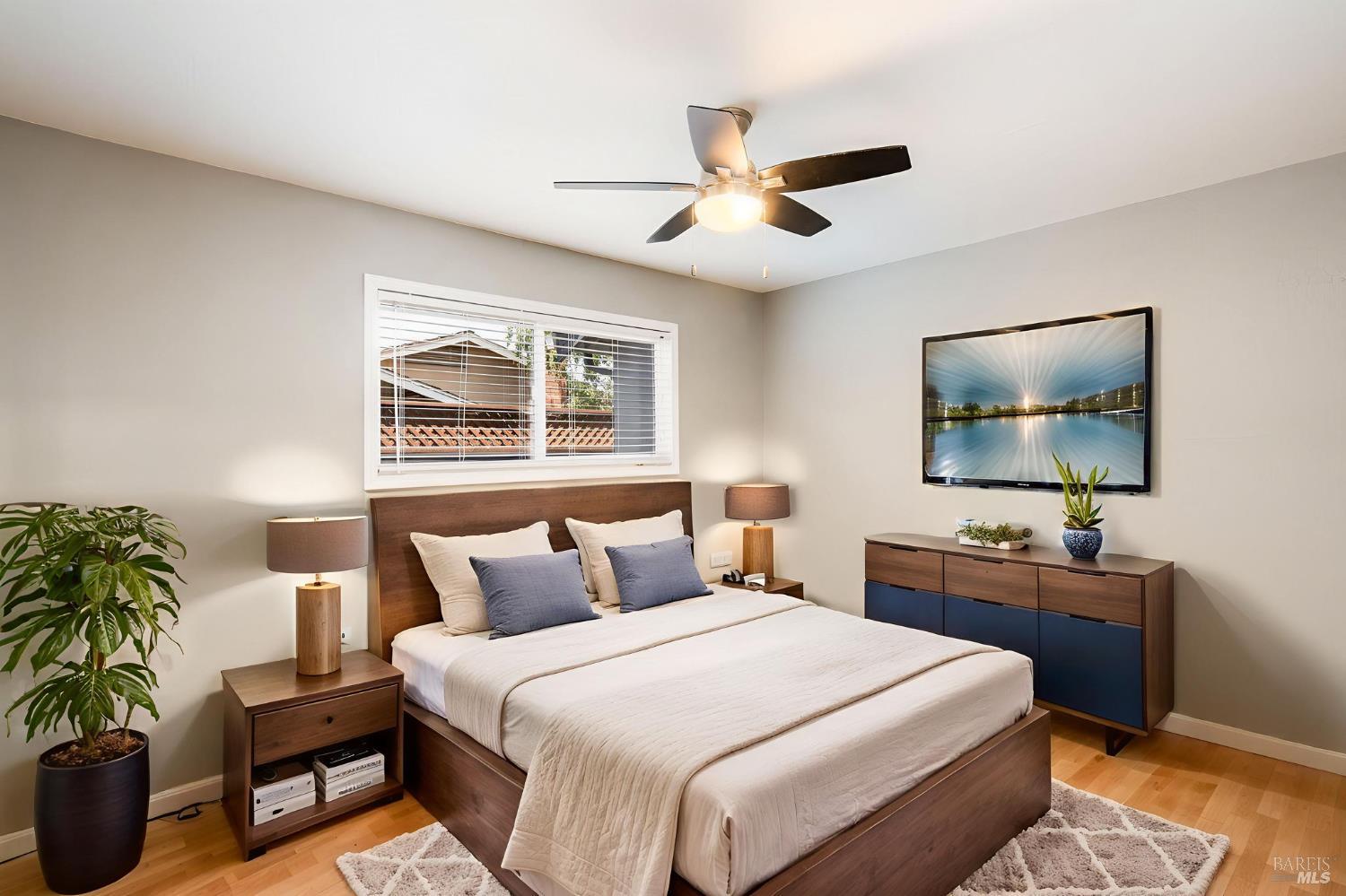 Baylor Drive, Vallejo, California image 9