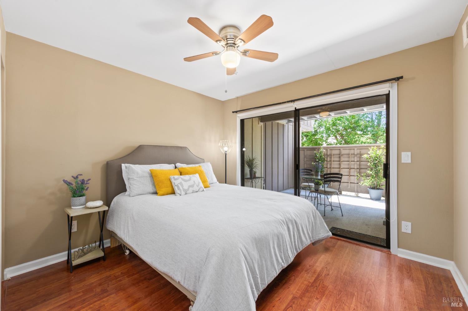 Detail Gallery Image 15 of 38 For 10 Josefa Ct, Novato,  CA 94949 - 3 Beds | 2 Baths