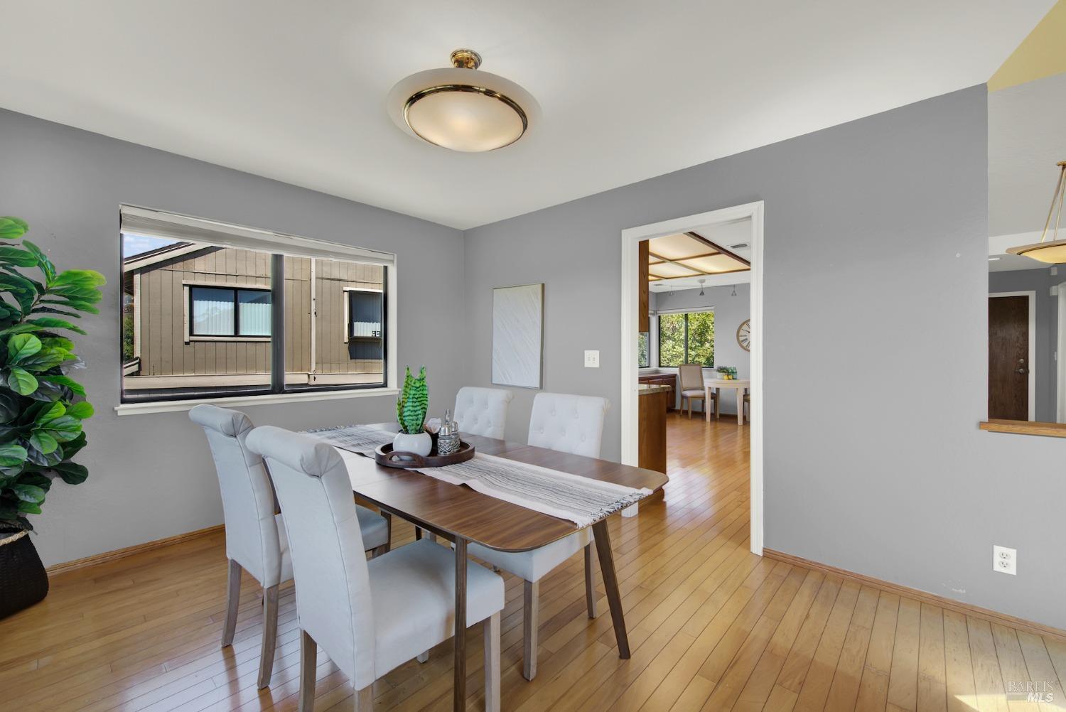 Detail Gallery Image 22 of 76 For 25 Knoll Dr, Fairfield,  CA 94534 - 3 Beds | 2/1 Baths