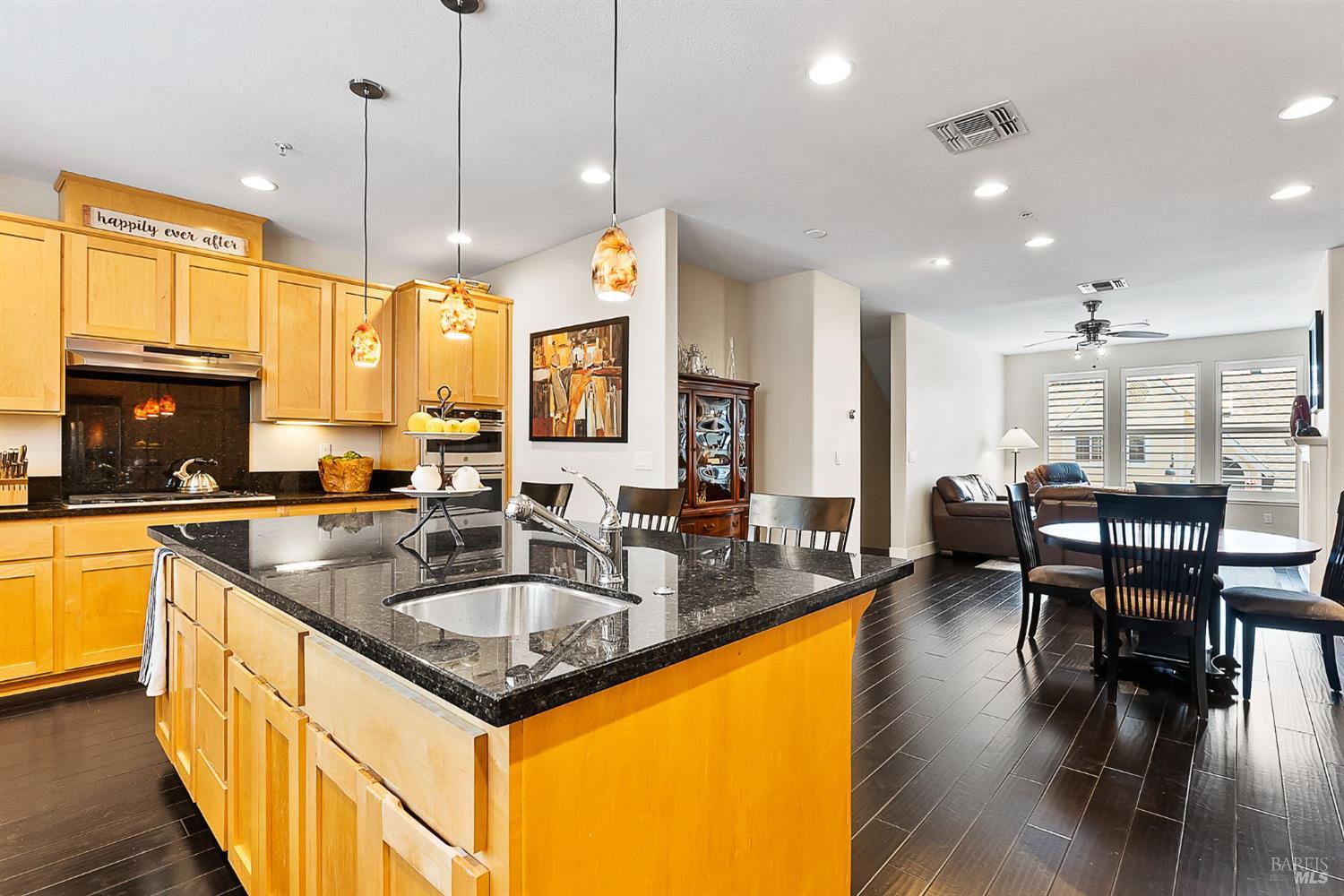 Detail Gallery Image 15 of 48 For 239 Marina Village Way, Benicia,  CA 94510 - 4 Beds | 2/1 Baths