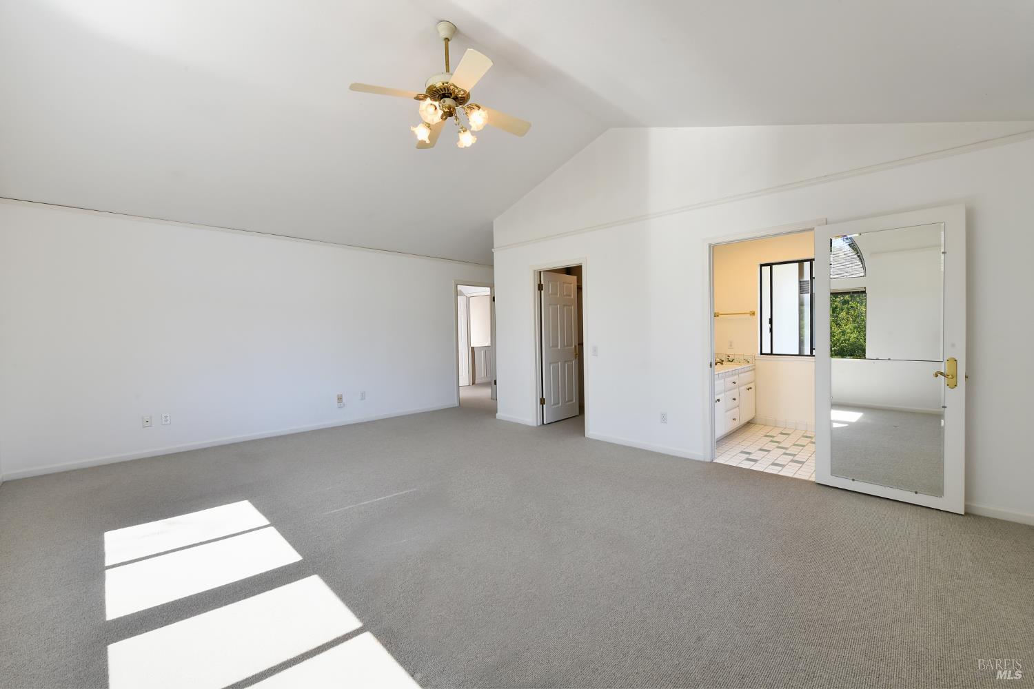 Detail Gallery Image 32 of 57 For 12 Greenfield Ct, Mill Valley,  CA 94941 - 4 Beds | 3/1 Baths