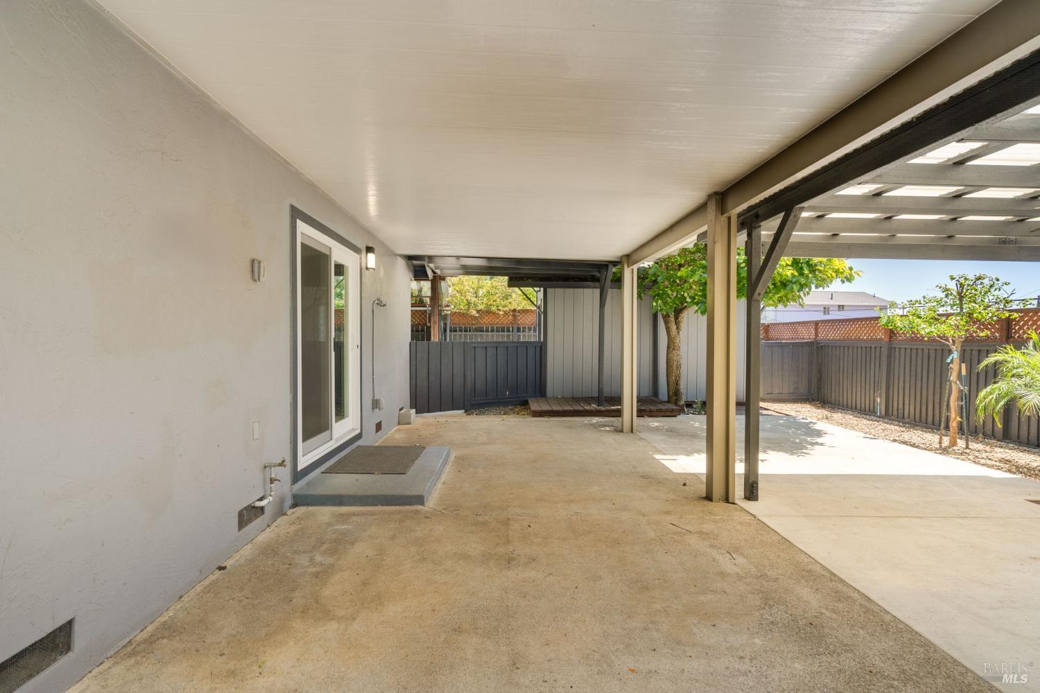 Baylor Drive, Vallejo, California image 28
