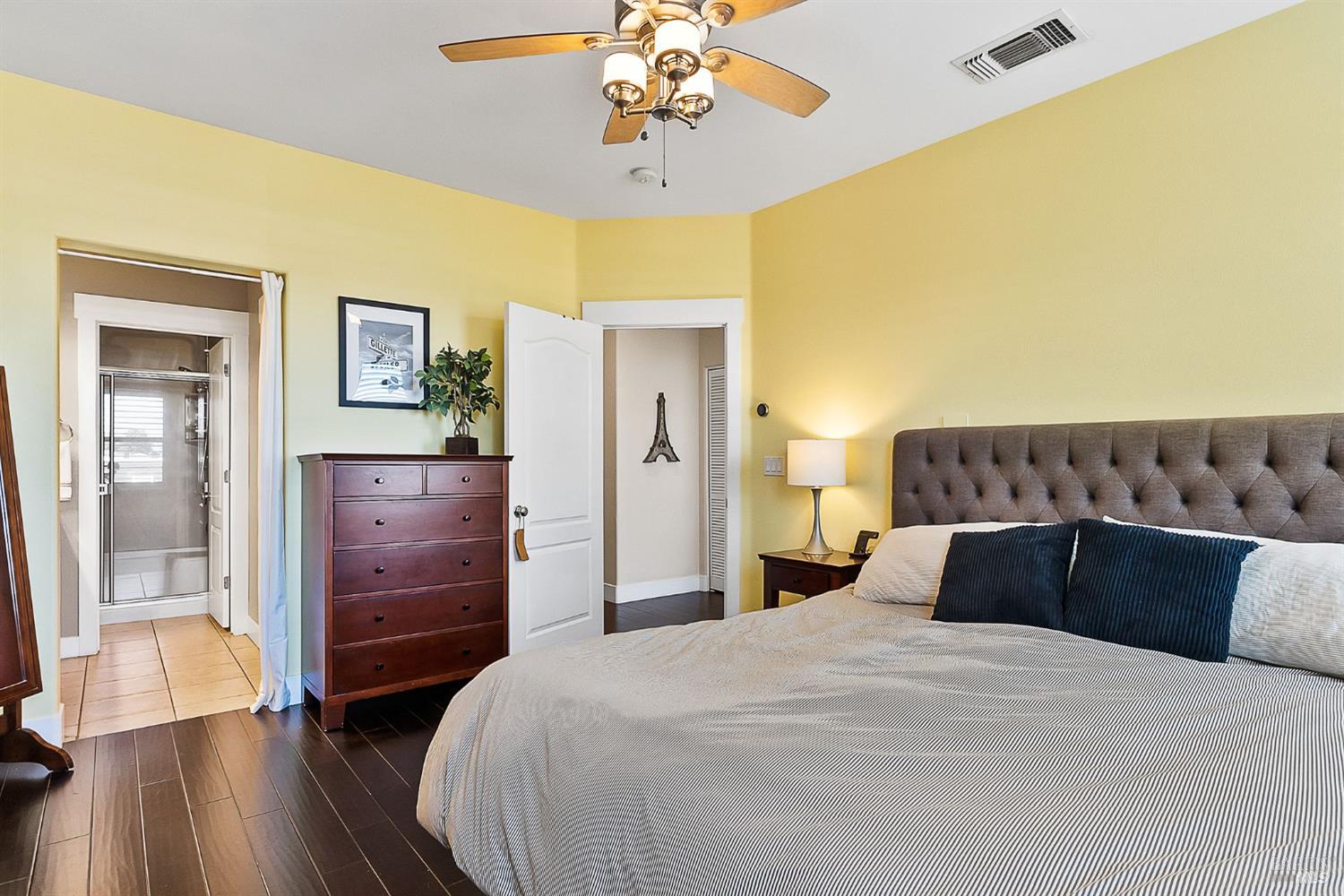 Detail Gallery Image 24 of 48 For 239 Marina Village Way, Benicia,  CA 94510 - 4 Beds | 2/1 Baths