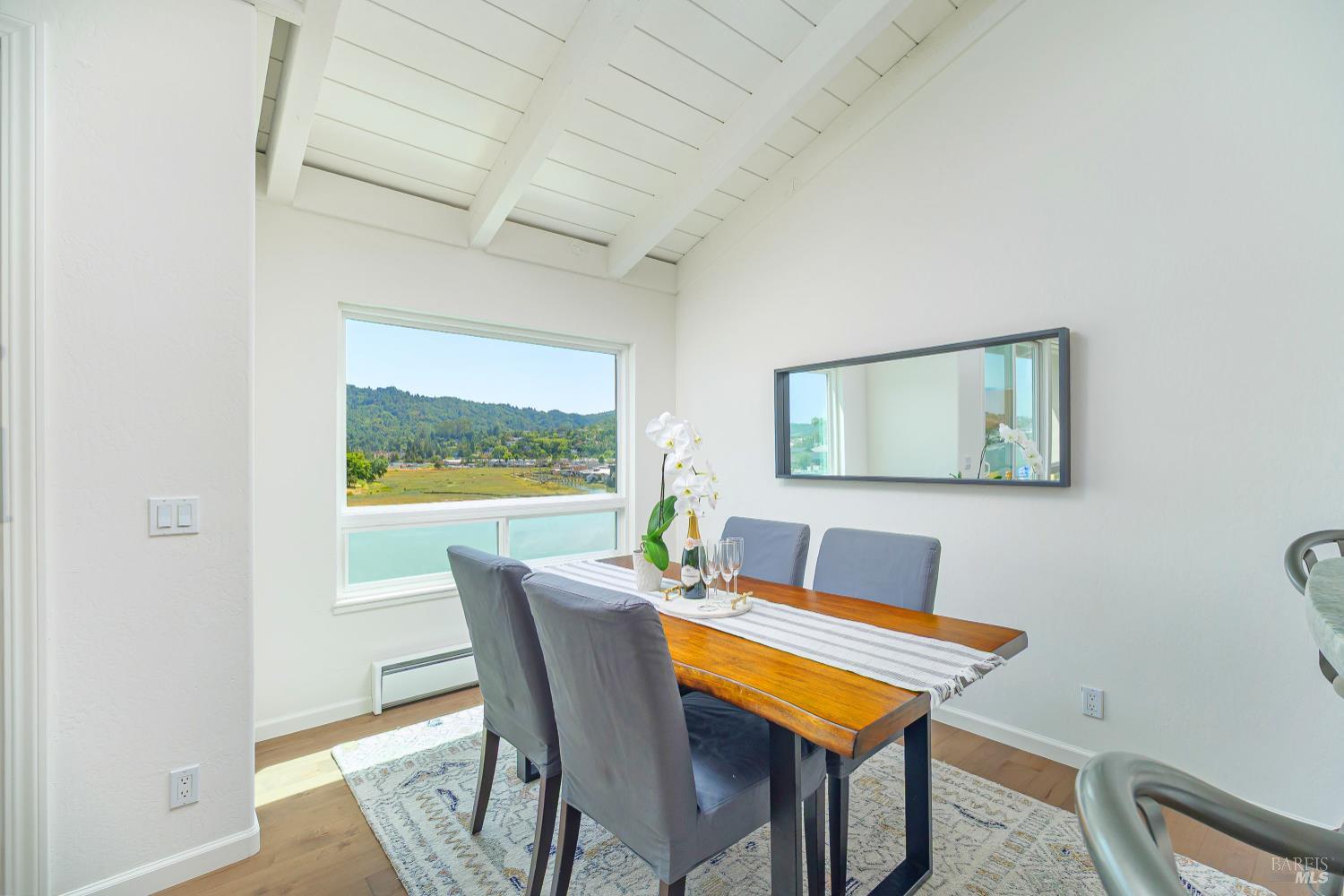 Detail Gallery Image 9 of 27 For 495 S Eliseo Dr #7,  Greenbrae,  CA 94904 - 2 Beds | 2 Baths