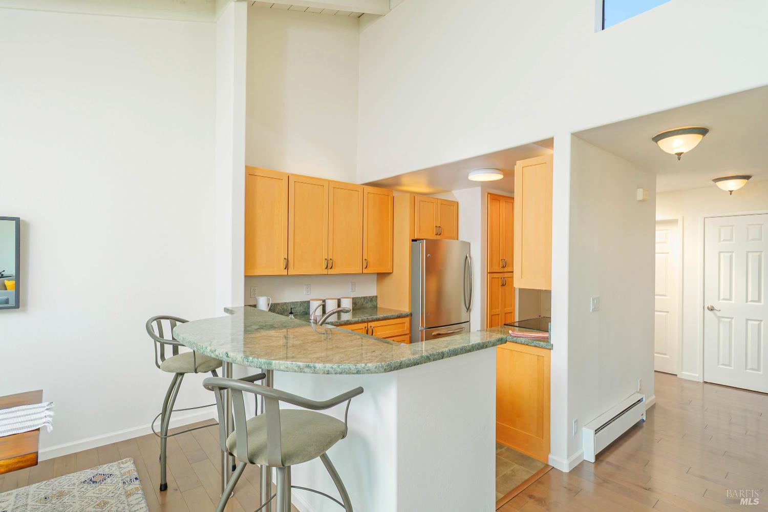 Detail Gallery Image 11 of 27 For 495 S Eliseo Dr #7,  Greenbrae,  CA 94904 - 2 Beds | 2 Baths
