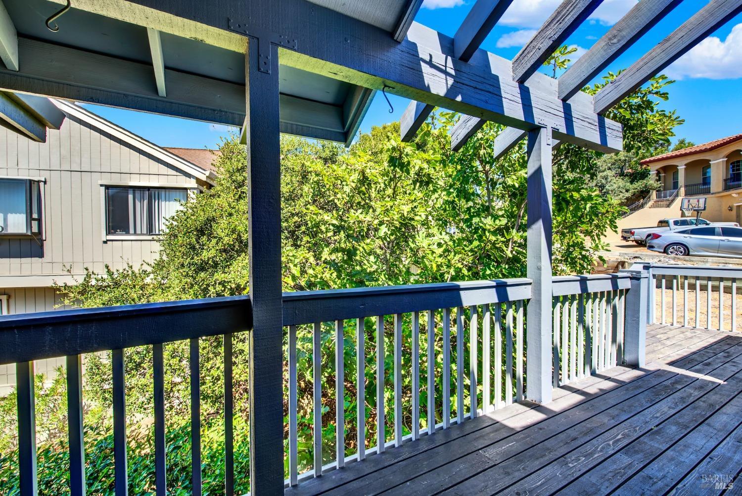 Detail Gallery Image 9 of 76 For 25 Knoll Dr, Fairfield,  CA 94534 - 3 Beds | 2/1 Baths