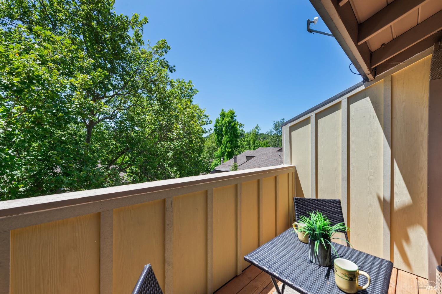 Detail Gallery Image 23 of 38 For 10 Josefa Ct, Novato,  CA 94949 - 3 Beds | 2 Baths