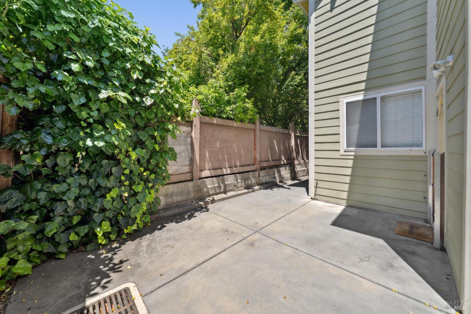 Detail Gallery Image 17 of 18 For 711 San Anselmo Ave, San Anselmo,  CA 94960 - – Beds | – Baths