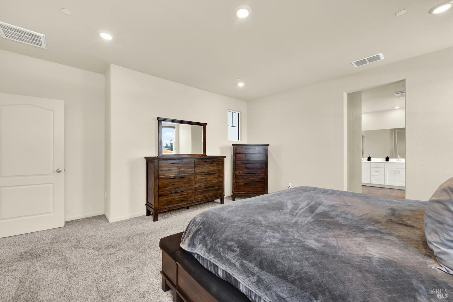 Detail Gallery Image 45 of 69 For 730 Daybreak Dr, Dixon,  CA 95620 - 4 Beds | 3 Baths